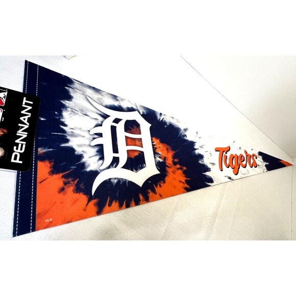 Detroit Tigers MLB Baseball Pennant Felt Tie Dye Design Authentic 12x30 NWT - Picture 2 of 5